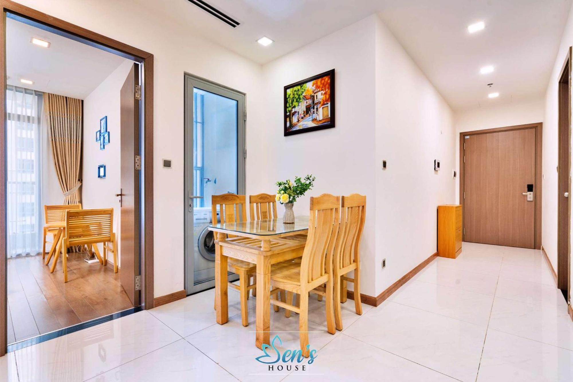 Sens House Saigon - Serviced In Vinhomes Park * TP. Hồ Chí Minh